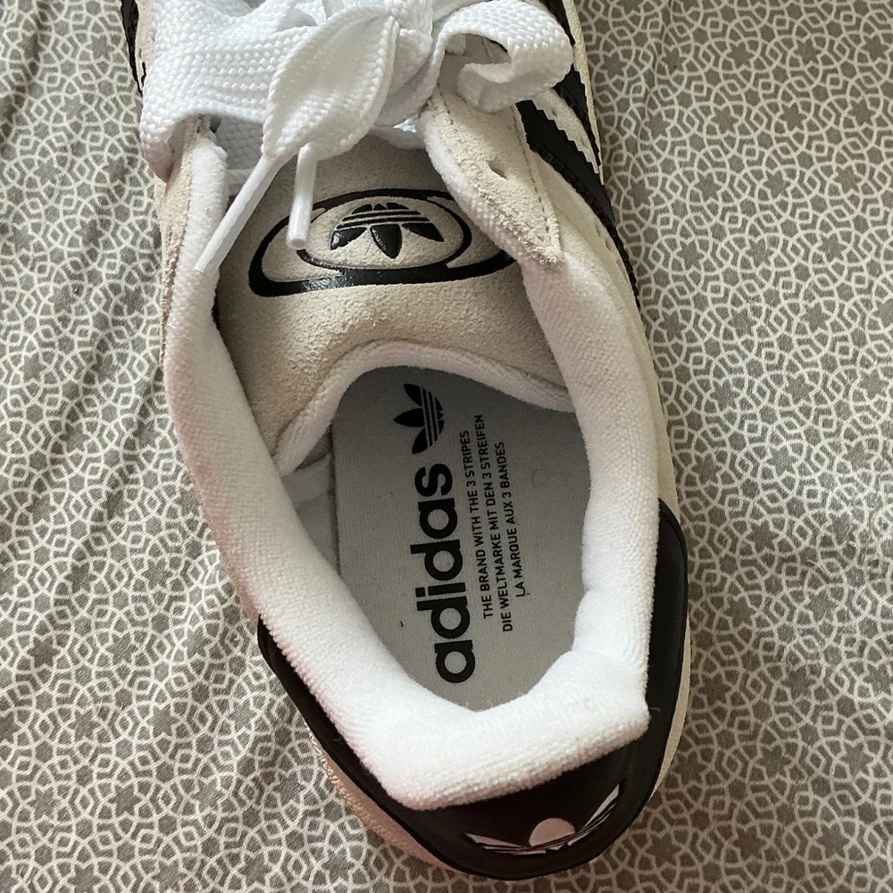 Adidas Classic White and Black Trainers 8 and a half